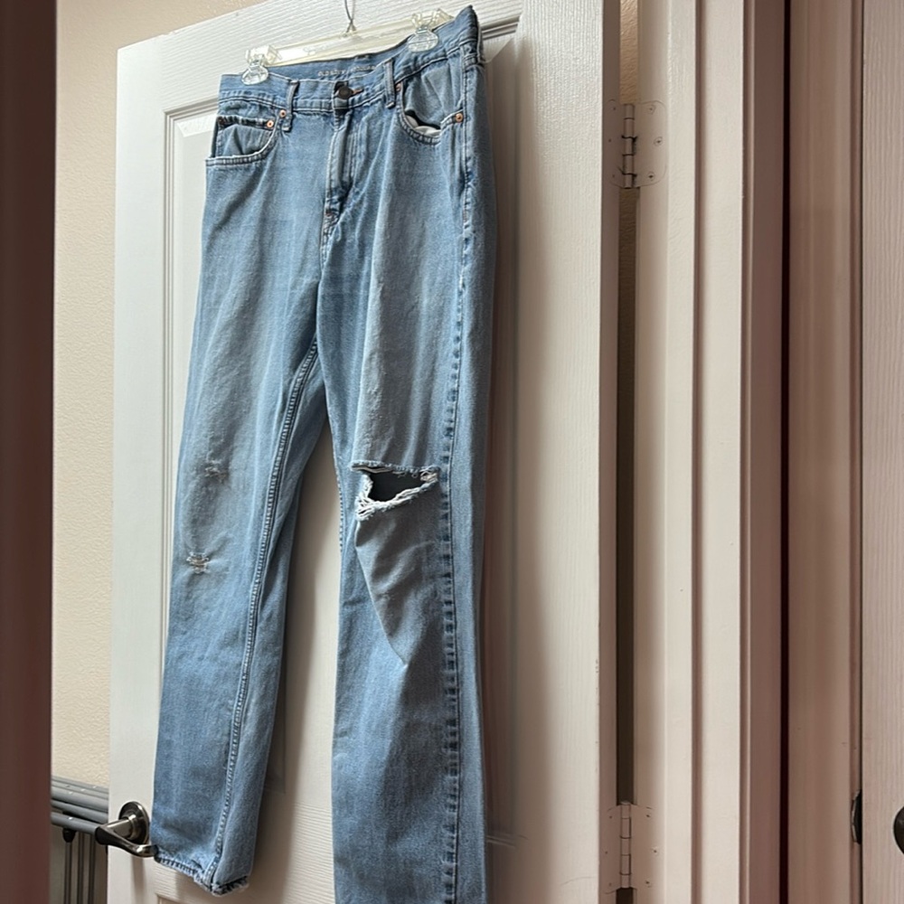 Regular/Standard Fit - image 1